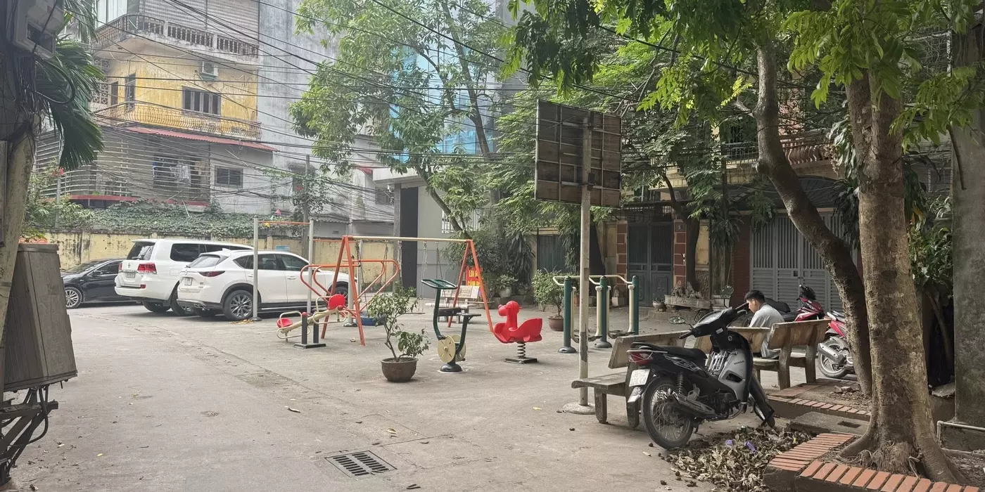 Siêu hiếm, bán đất phố Khuất Duy Tiến 40m, mặt tiền, 3.7m, 12.9 tỷ