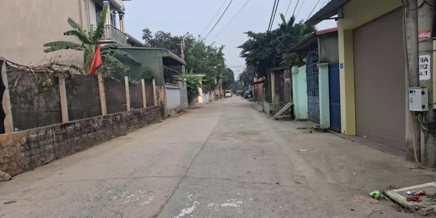"CHỈ 100 BƯỚC CHÂN RA ĐẠI LỘ - Lô đất 'Vàng' Hạ Bằng sát vách CNC Hòa Lạc, chậm tay là mất! SĐT :