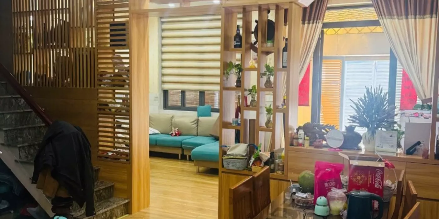Bán nhà đường Đình Phong Phú, Q9, Thủ Đức, TP HCM. DT - 80m2, 3 tầng. Giá 7.15  tỷ, SHR.