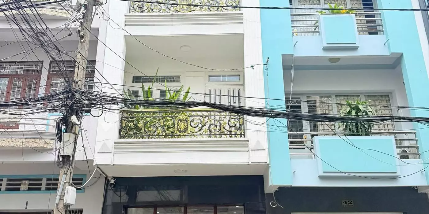 Nhà Bồng Sao, Phân Lô ngang 5m, 4 tầng gần công viên, chỉ 9 tỷ 4 - 0931172218