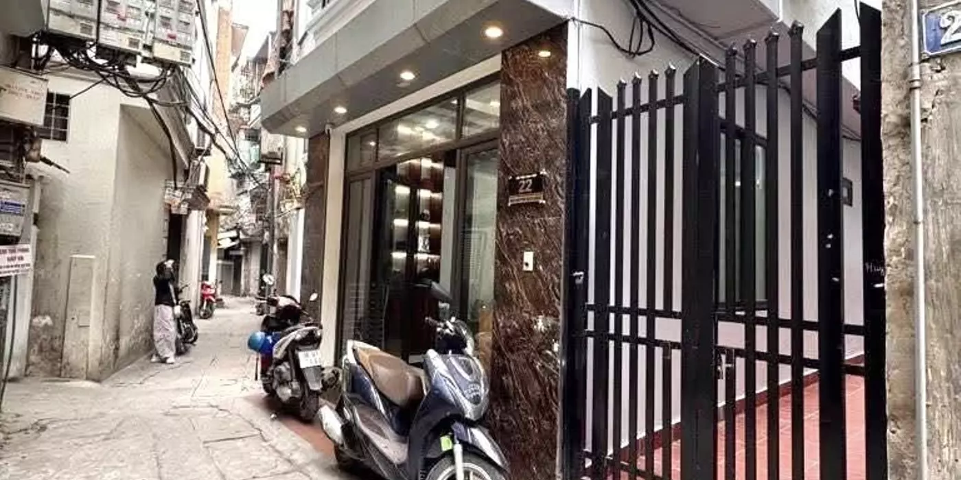 Bán nhà 6 tầng thang máy Hoàng Hoa Thám, Ba Đình, nhà xây mới, sẵn nội thất, 38m, 11.3 tỷ