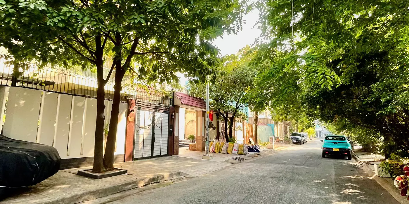 Nhỉnh 13 tỷ – Nhà Đặng Thùy Trâm P.13 – 5x20 – 3 tầng – dễ sử dụng