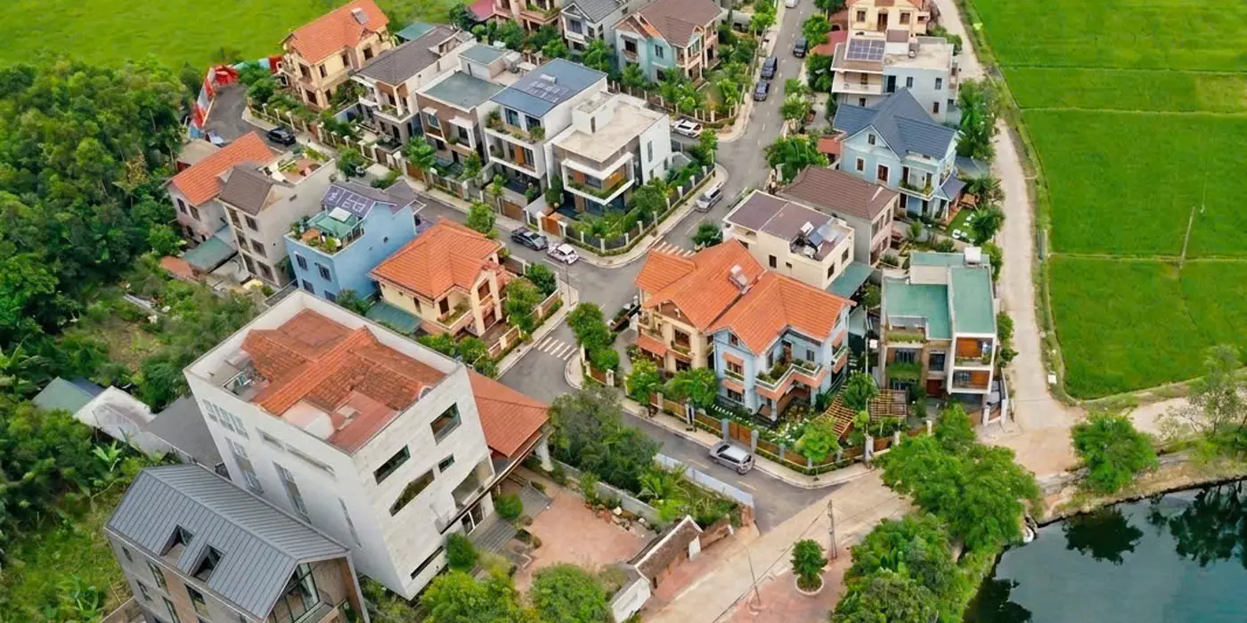 Giá chỉ 2.4 tỷ, đất đô thị Hòa Lạc, gần QL21 và đường Hồ Chí Minh, diện tích 100m², mặt tiền 7m.LH
