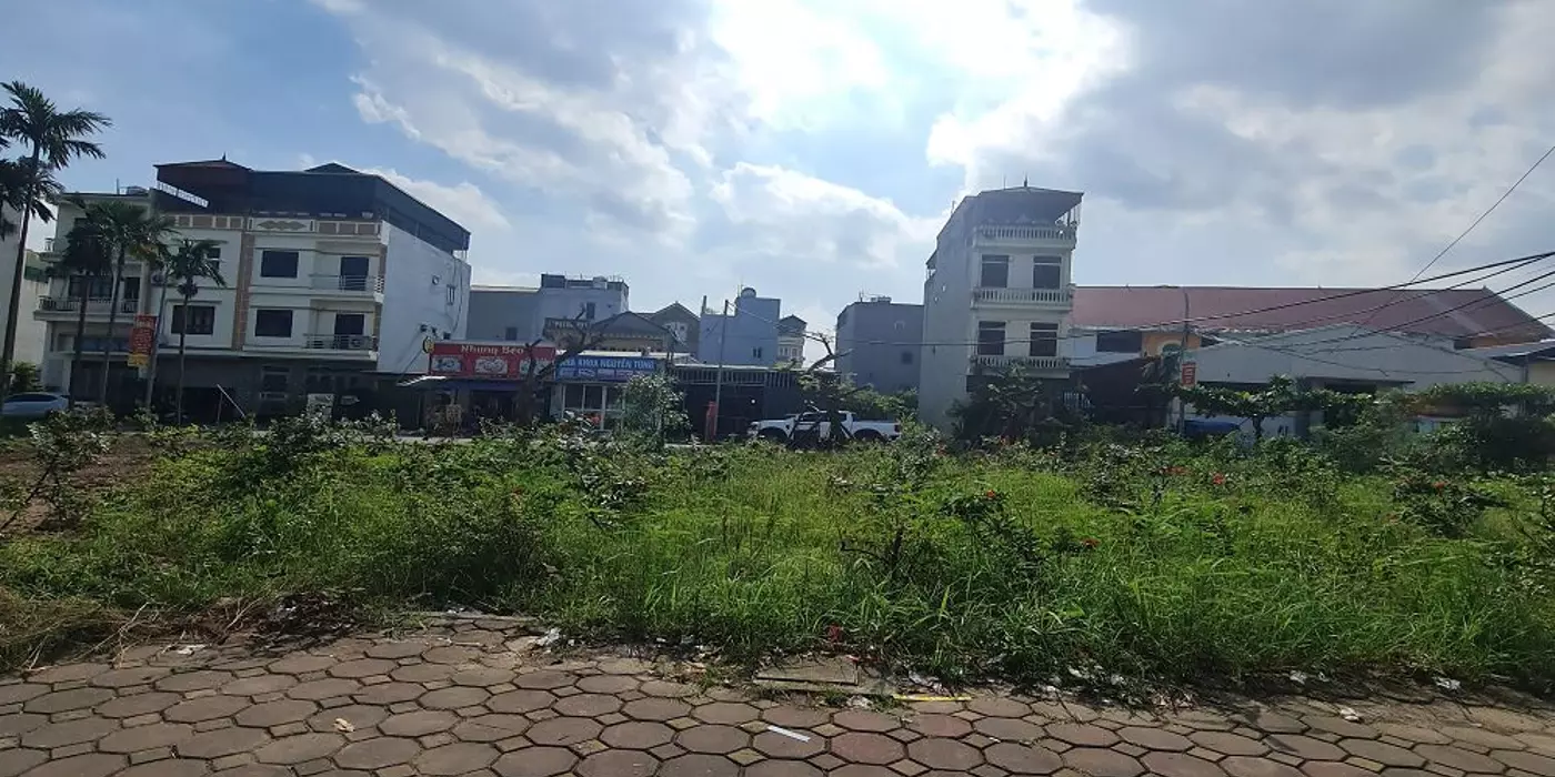Chuyển nhượng 40m2 đất TĐC Trâu Quỳ, Gia Lâm. Đường 12m. Lh 0989894845.