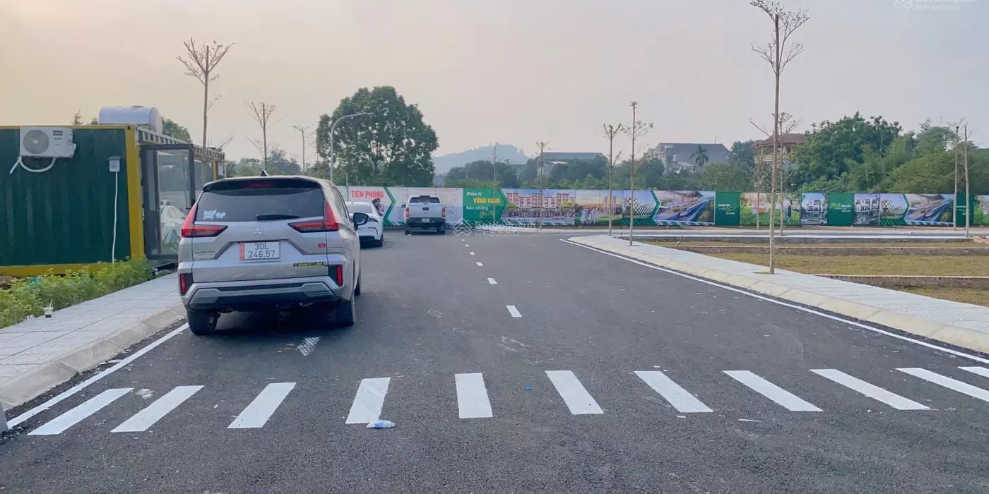 GẤP- Chính Chủ cần bán gấp lô đất 100m2 ngay mặt trục chính xã
