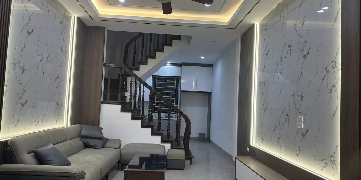 Cho thuê nhà 4 tầng Kim Ngưu, Hai Bà Trưng. Giá: 15tr/ tháng. LH: 0937158386