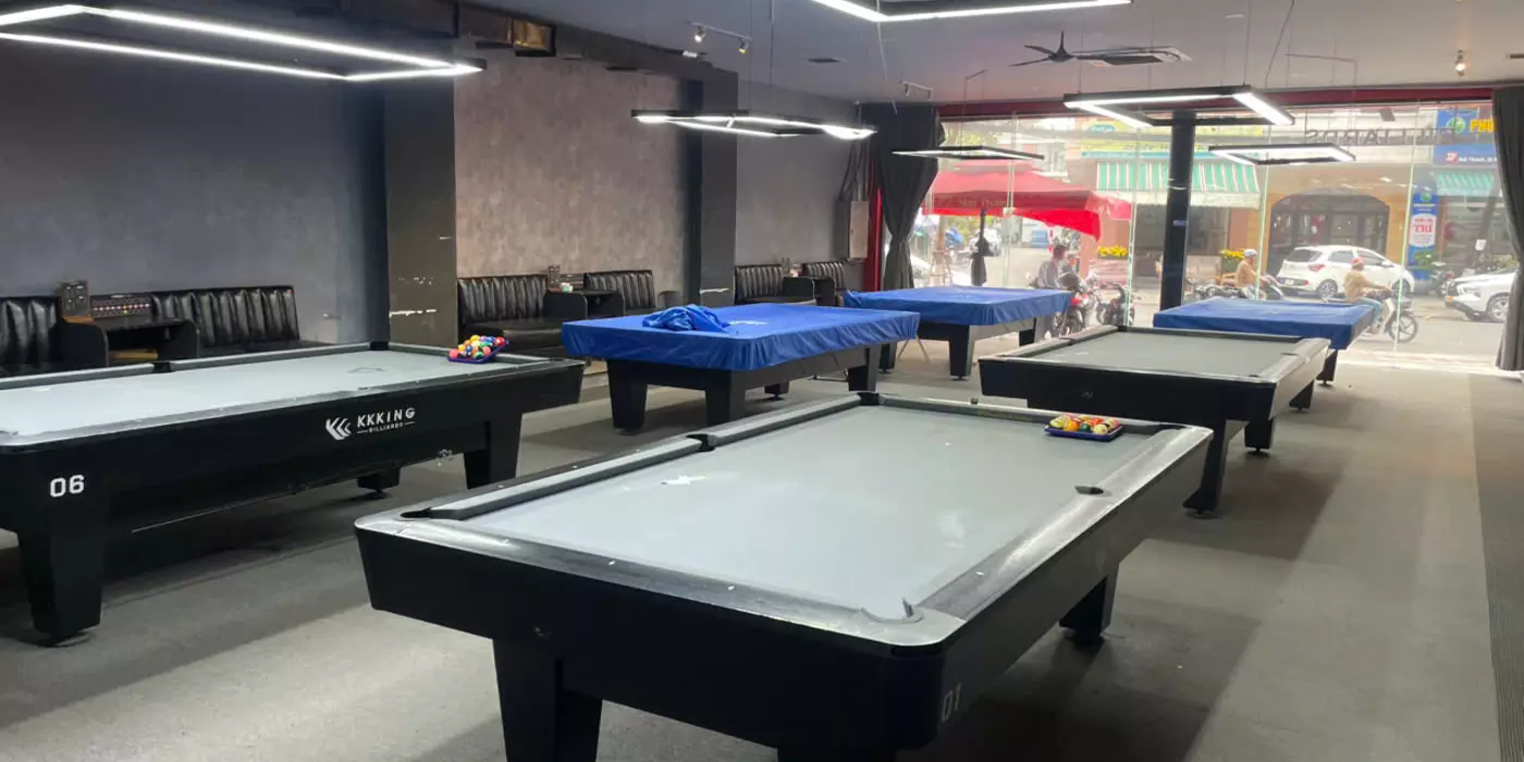 Cho thuê nhà mặt tiền 72 Núi Thành, Hải Châu, Đà Nẵng – ngang 12m, 3 tầng, diện tích 990m2, chính
