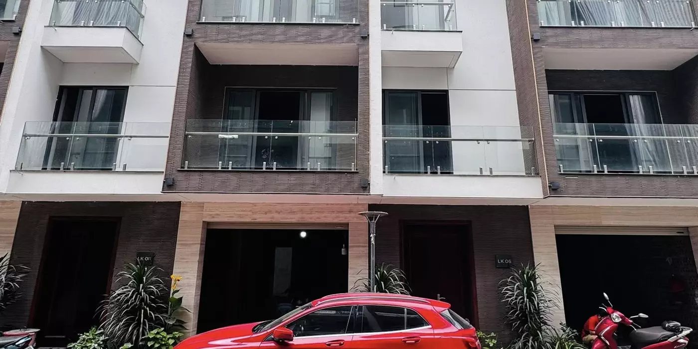 LIỀN KỀ NGỌC LÂM LONG BIÊN 76M2, MT8M - VIEW SÔNG HỒNG, CẦU LONG BIÊN - 2X TỶ