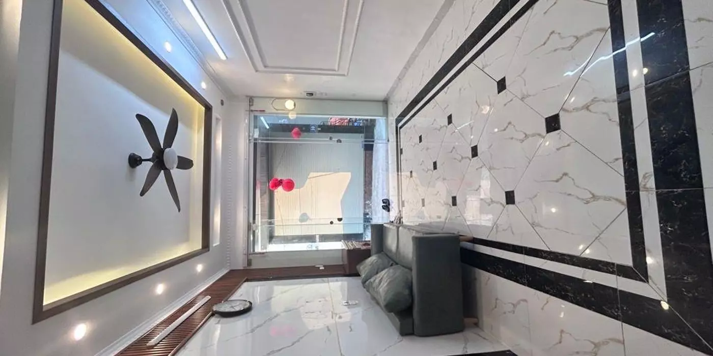 NHÀ ĐẸP THOÁNG GẦN VIỆT HƯNG – Ô TÔ - KHU VỰC NHIỀU TIỆN ÍCH - TẶNG NỘI THẤT 6 TỶ CTL