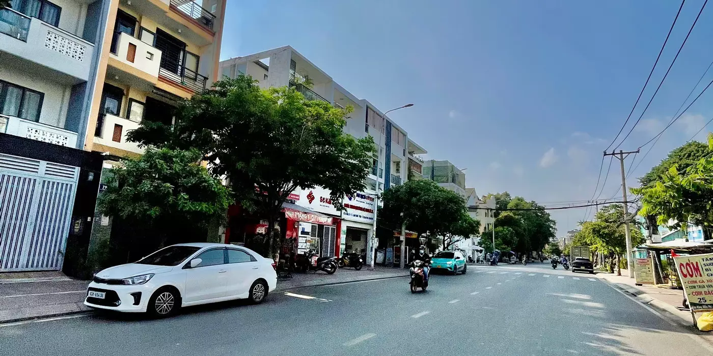 12.x tỷ – Nhà Đặng Thùy Trâm P.13 Bình Thạnh – 4x15 – 4PN – vào ở ngay