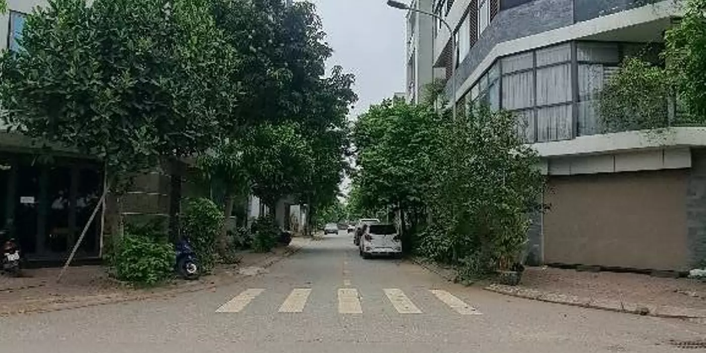 BÁN ĐẤT TĐC THẠCH BÀN 90M2- MT 5.3M- LÔ GÓC- VỈA HÈ- Ô TÔ TRÁNH- HƠN 20 TỶ.