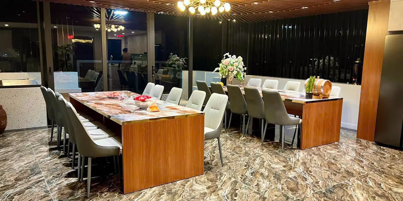 NHÀ LÔ GÓC, DOÃN KẾ THIẾN,GARA OTO TRÁNH,THANG MÁY,KINH DOANH:74MX6T,MT:5M, 28TY