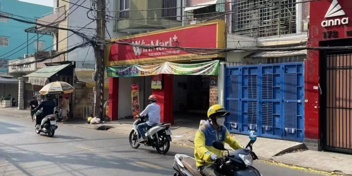Bán nhà Mặt tiền Trịnh Đình Trọng gần Khuông Việt, 4,2x21m, 4 Tầng - 4 PN, chỉ 13,8 tỷ.