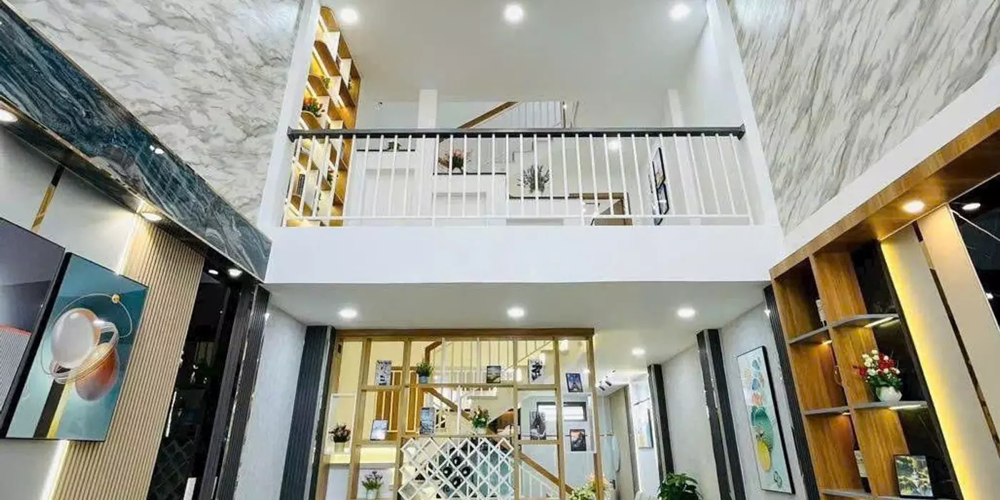 NGAY CV LÀNG HOA - TRUNG TÂM GÒ VẤP - 3 TẦNG - 60m2 - TẶNG FULL NỘI THẤT - CHỈ 6.x TỶ nhỏ