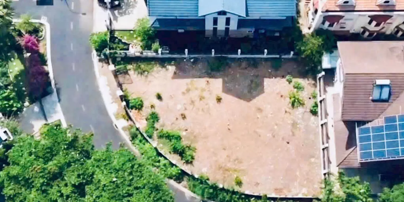 Giảm 5 tỷ_Bán đất góc 2 mặt tiền khu compound 146 Nguyễn Văn Hưởng Thảo Điền_471m2