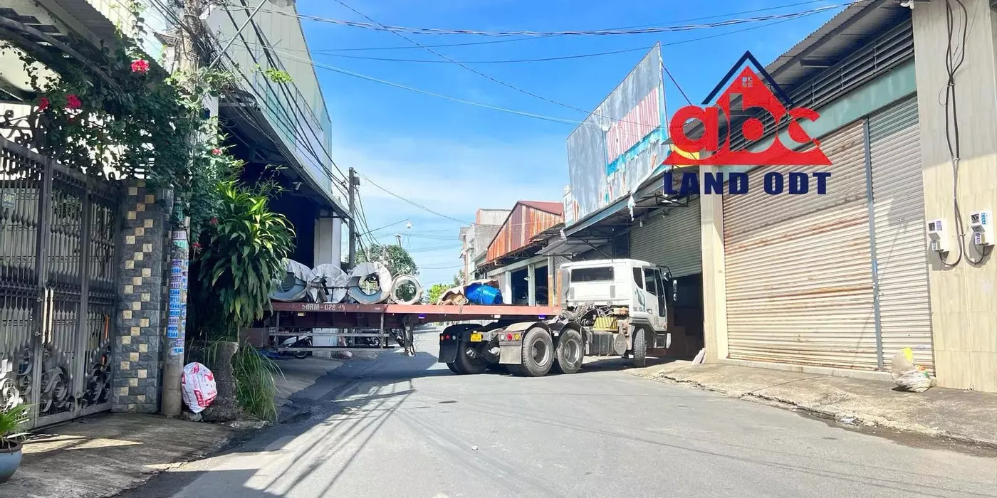 bán nhà xưởng đang có thu nhập cho thuê cao, phù hợp đầu tư lâu dài. đã chuyển đổi SKC