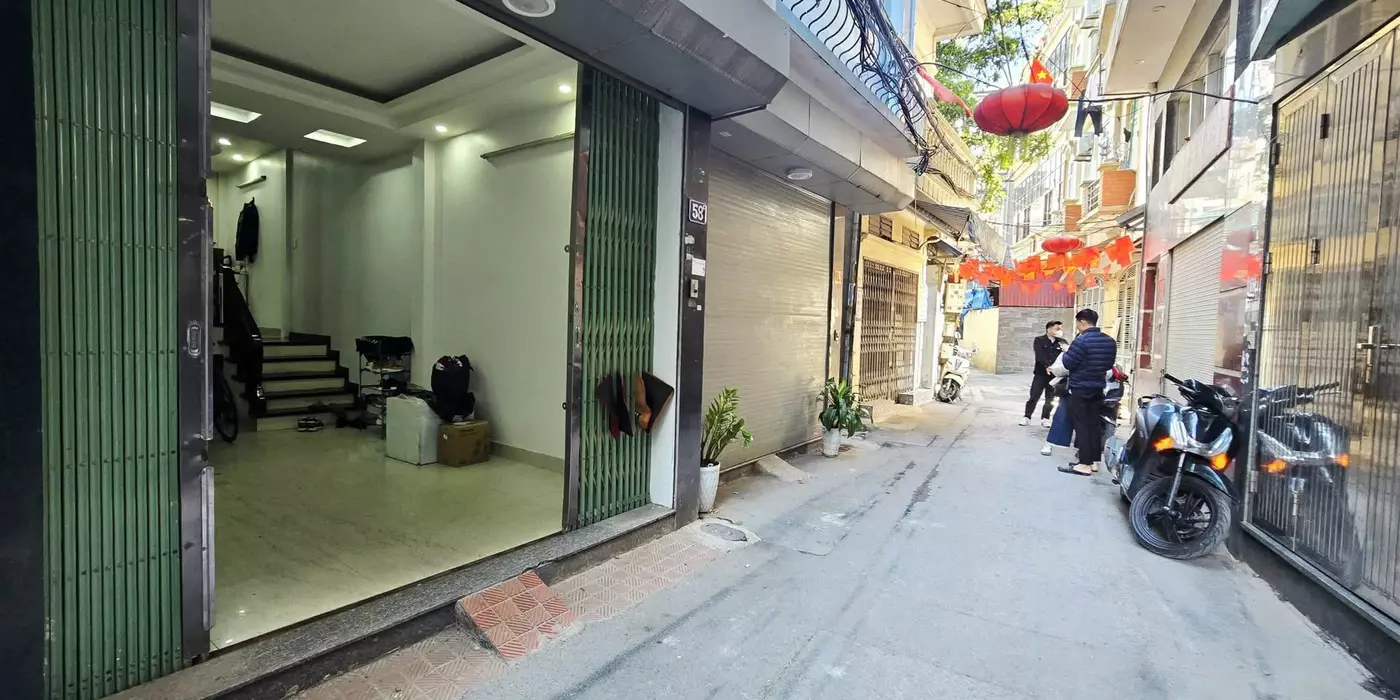VÀI PHÚT RA HỒ TÂY - NHÀ MỚI CÓ THỂ KINH DOANH - LẠC LONG QUÂN GIÁ CỰC HIẾM
