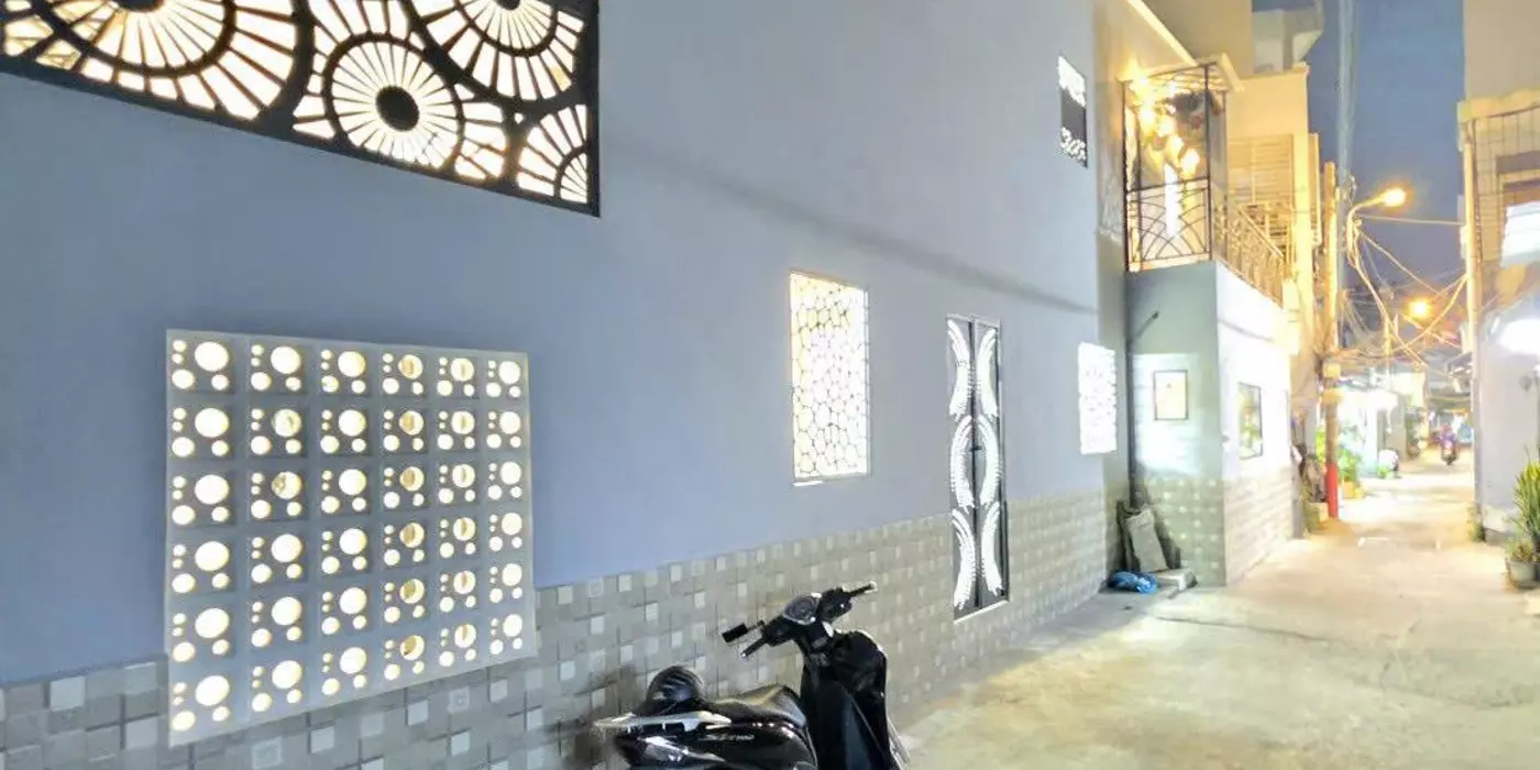 NHÀ ĐẸP HẺM THÔNG KINH DOANH – 62M² NỞ HẬU – CHỈ 5,97 TỶ  HUỲNH TẤN PHÁT, Q7
