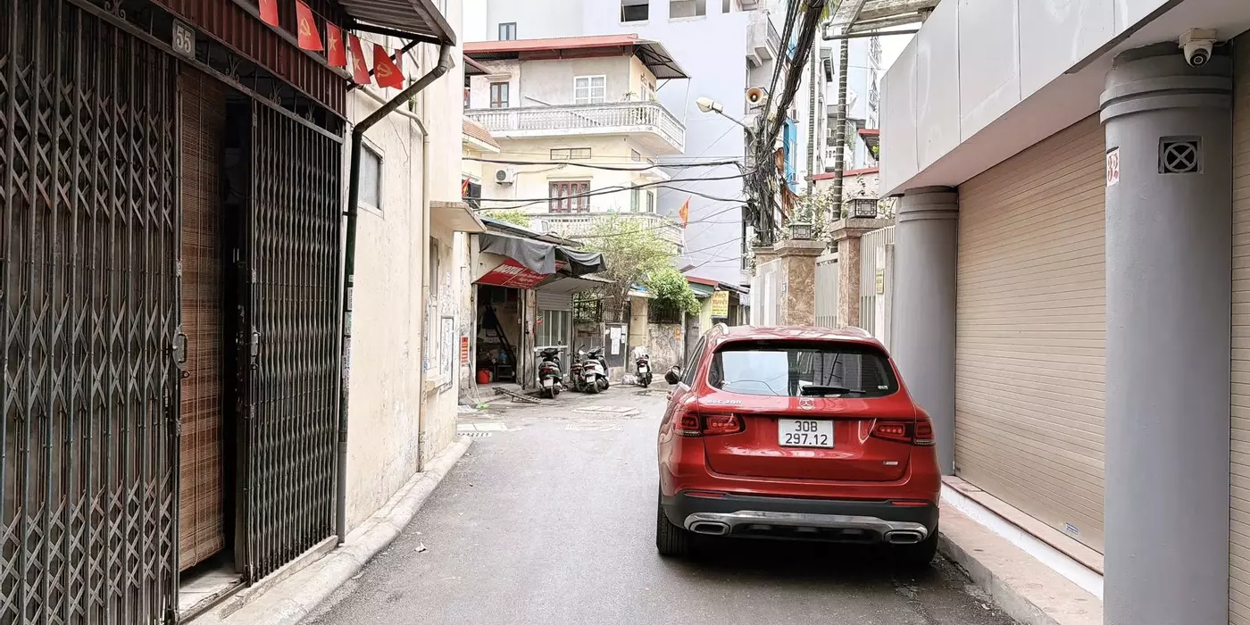 BÁN NHÀ NGÕ 175 LẠC LONG QUÂN CẦU GIẤY - NGÕ THÔNG Ô TÔ TRÁNH KINH DOANH: DT 100M2 - 31 TỶ