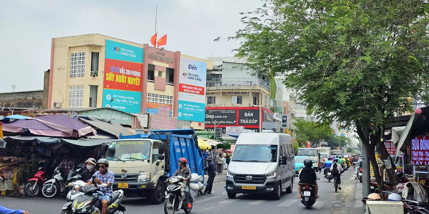Nhà Mặt Phố 307 Bàu Cát 133m2, 2 Tầng, Hướng ĐN, Sổ Hồng Riêng - 15 Tỷ Tân Bình