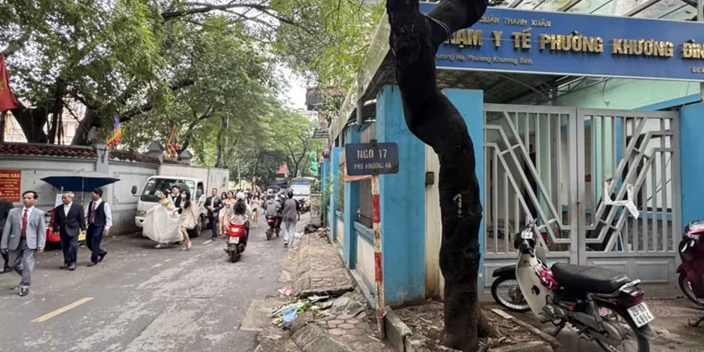 Siêu phẩm mặt ngõ thông kinh doanh - 2 mặt thoáng - ô tô dừng đỗ qua nhà -dòng tiền ổn định