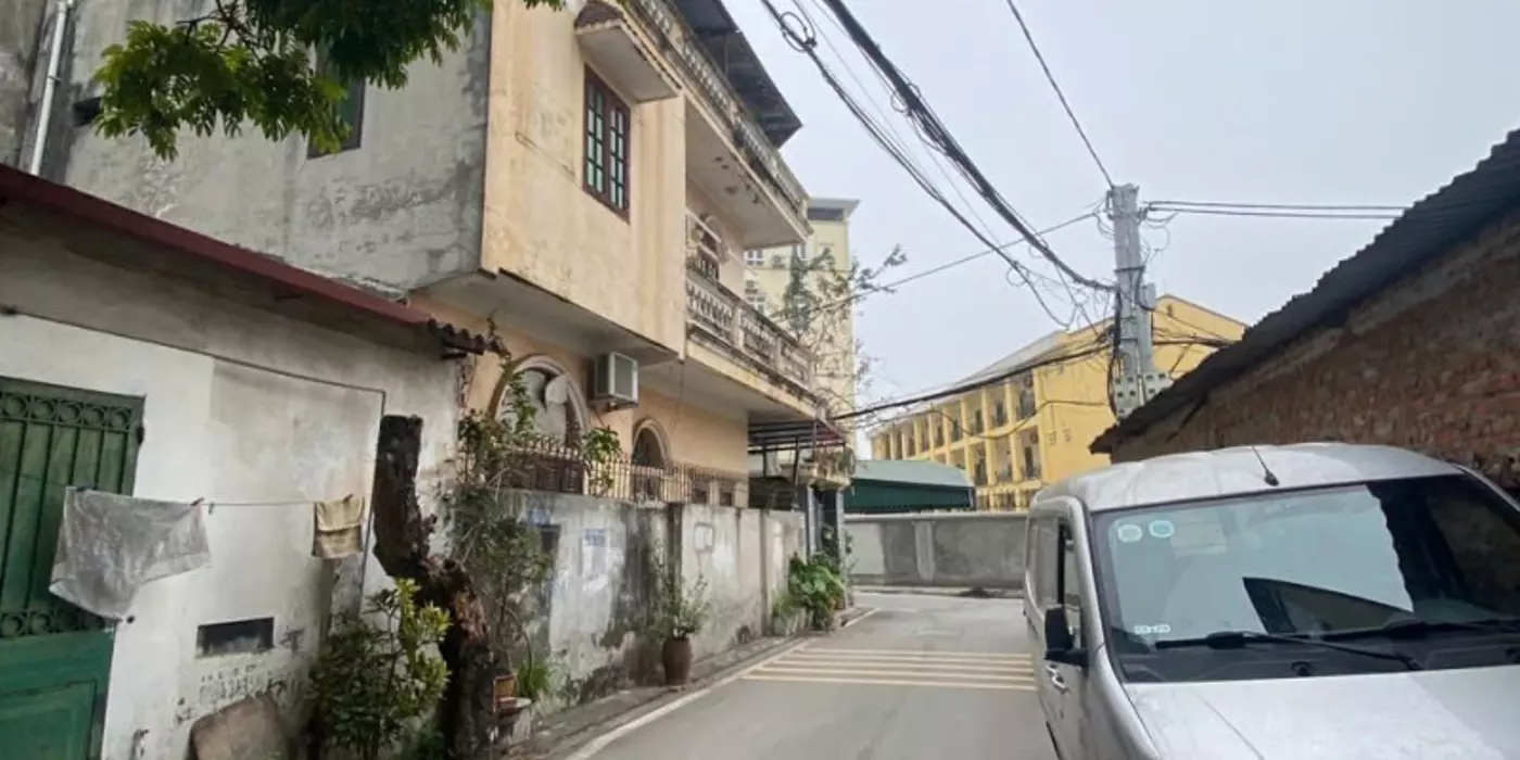 ĐẤT PHÂN LÔ TƯ ĐÌNH – LONG BIÊN  Ô TÔ TRÁNH – KHU QUÂN ĐỘI – VỊ TRÍ HIẾM