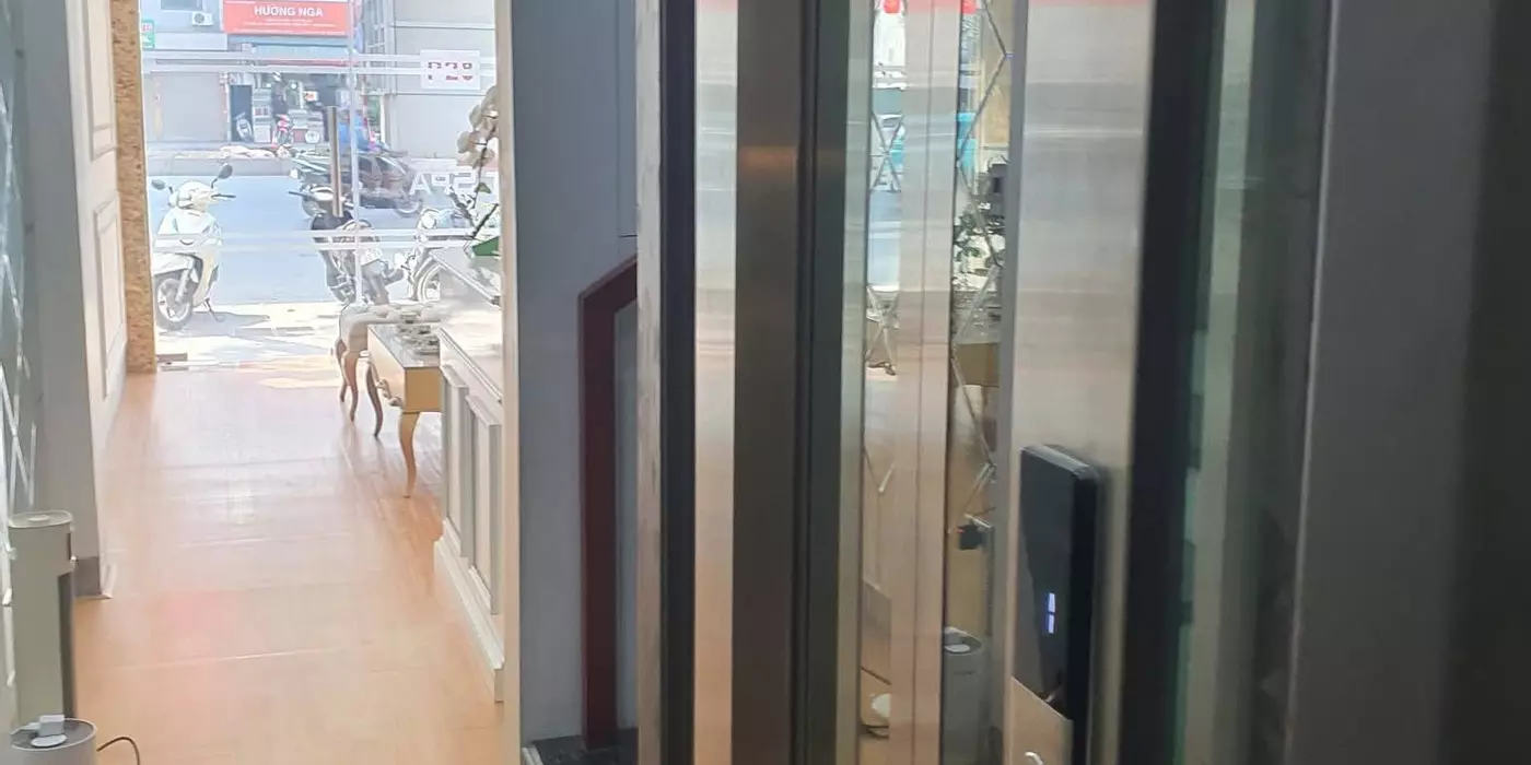 BÁN NHÀ MẶT ĐƯỜNG MINH KHAI HAI BÀ TRƯNG - VỊ TRÍ ĐẸP VỈA HÈ RỘNG 6 TẦNG KINH DOANH: 45M2 - 26 TỶ