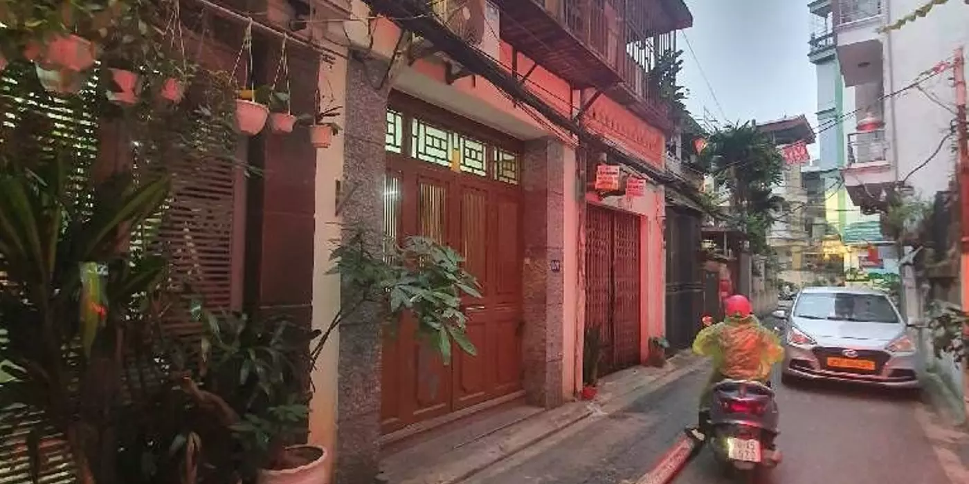 Tập thể Nguyễn văn Cừ Long Biên 4 tỷ 60m tầng 1 vừa ở vừa kinh doanh