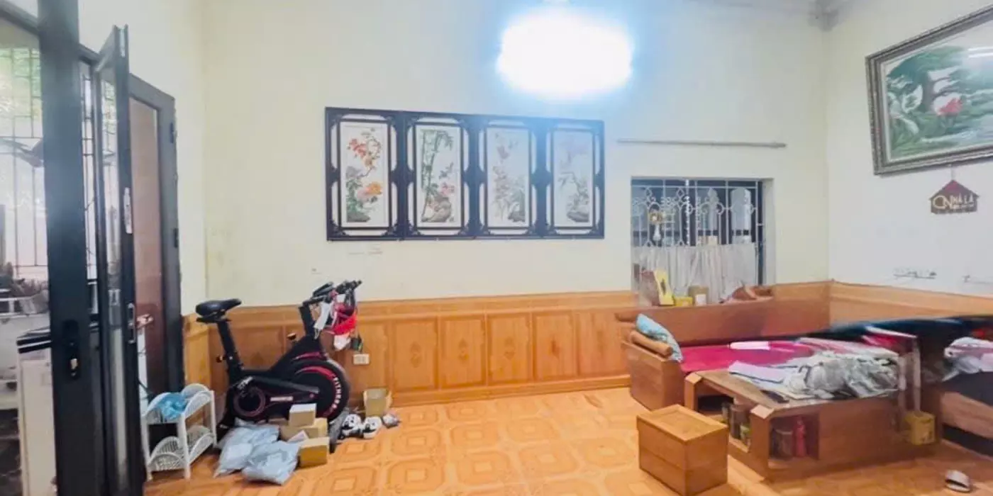 Bán 104M lĩnh nam tặng nhà lô góc ô tô tránh vào nhà kinh doanh hoàng mai