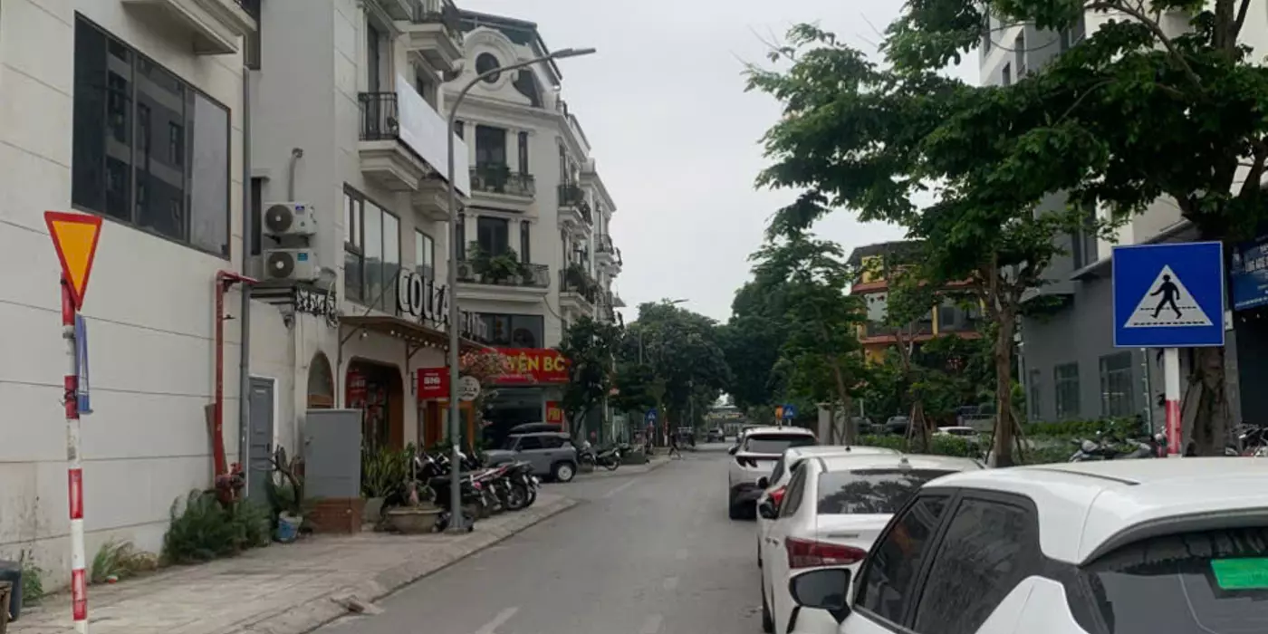 Bán đât 80m  Mặt tiền 5m lô góc 3 mặt thoáng ,giá nhỉnh 7 SÁT HỌC VIỆN NÔNG NGHIỆP 1 ,.