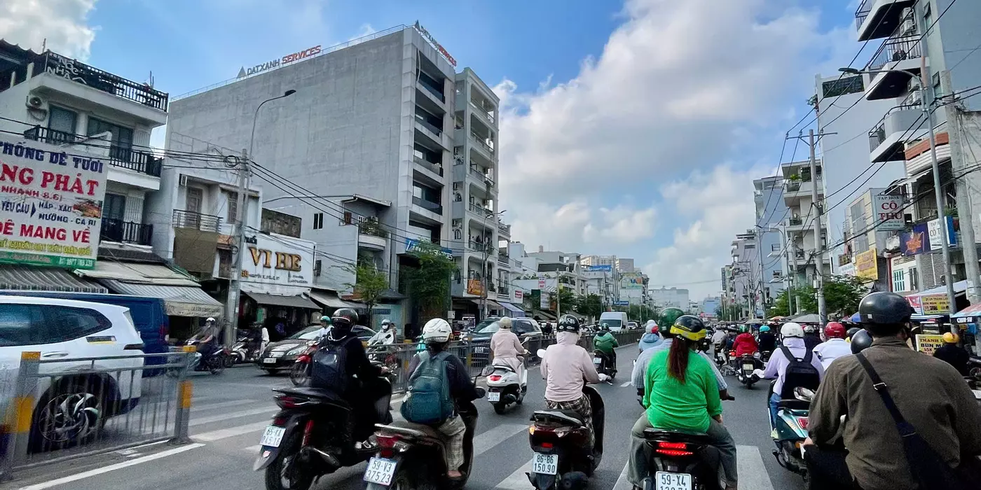 HXH Hoàng Hoa Thám P.5 – 4x17.5 – đất trống, xây ở ngay