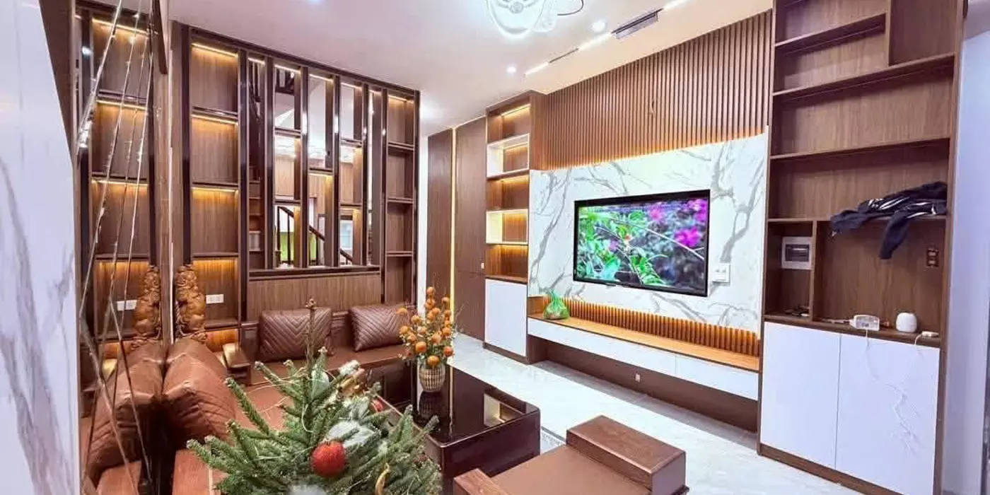 NHÀ HỒ TÙNG MẬU 6 PHÒNG NGỦ – GIÁ 10.89 TỶ: KHOẢNG GIÁ “NGUY HIỂM” DỄ BỊ MUA MẤT NHẤT
