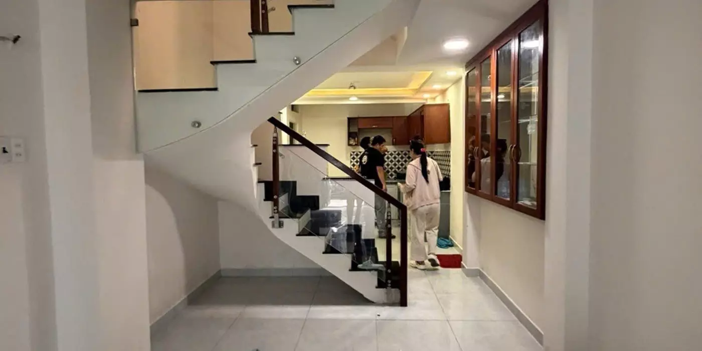 🍀NGÃ TƯ HÀNG XANH - SÁT MT BẠCH ĐẰNG - GIÁP Q.1 - 42m2. NỞ HẬU TÀI LỘC - 3 TẦNG - 5.x TỶ
