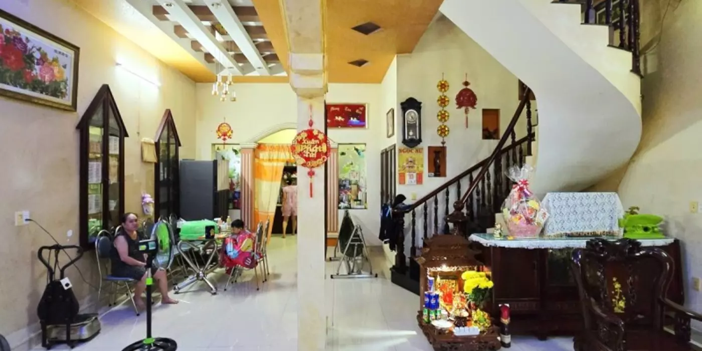 Bán nhà đường Nguyễn Duy Trinh, Phường Long Trường,  Q9, Thủ Đức, TP HCM. DT 154m2,  3 tầng, sổ