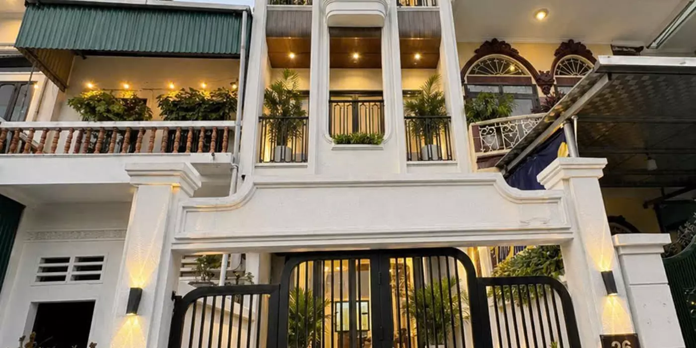 🔥 Bán nhà Phân lô - Đức Giang- 72m² – MT 4.2m – view hồ – ô tô vào nhà – giá: 15.5 tỷ