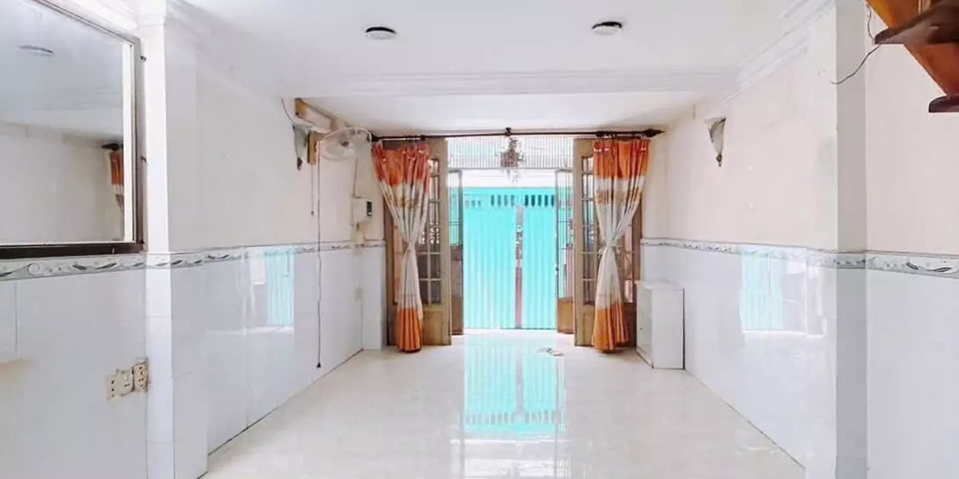 BÁN NHÀ QUẬN 4 – KÈO THƠM KHU DÂN CƯ KHÔNG QUY HOẠCH CÁCH MẶT TIỀN XÓM CHIẾU 30M