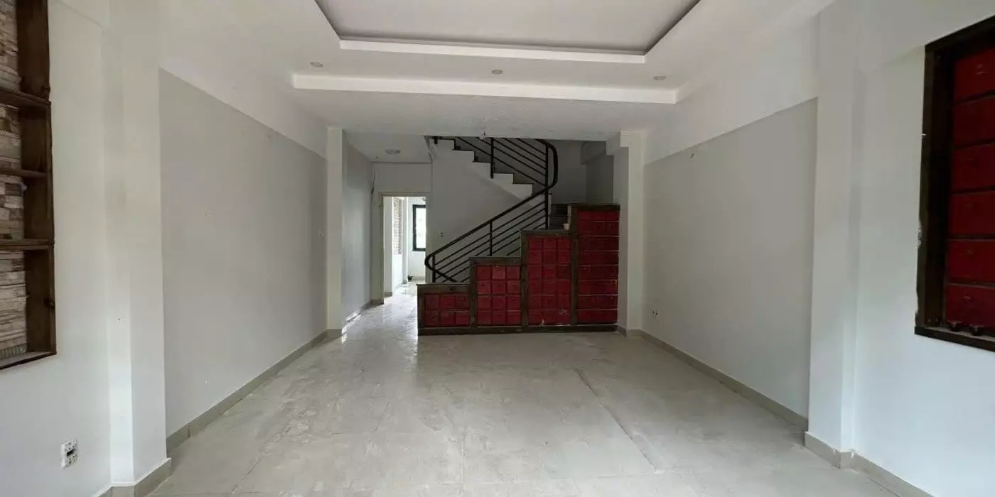 Cho thuê nhà mặt tiền 8 phòng Phạm Ngọc Thạch phường 6 Đà Lạt