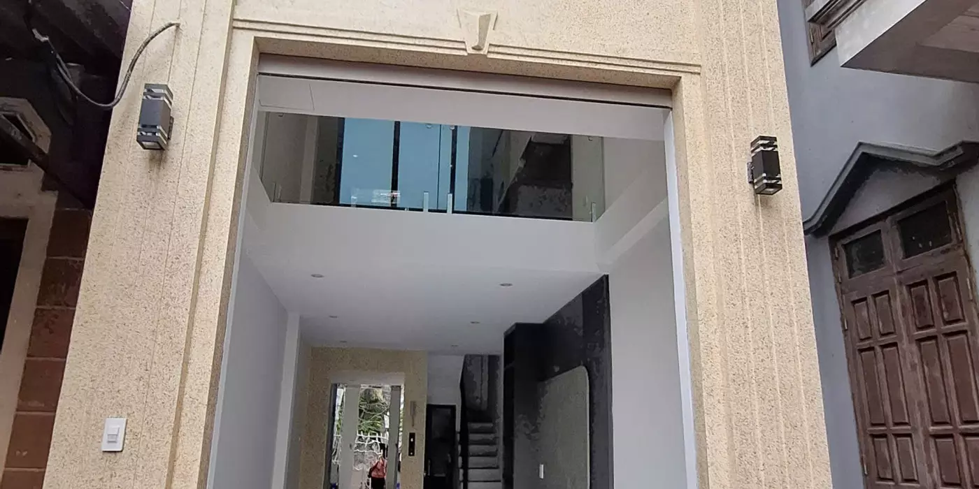 Chính chú đang muốn bán nhà Phố Phúc Lợi , 6 tầng giá sốc