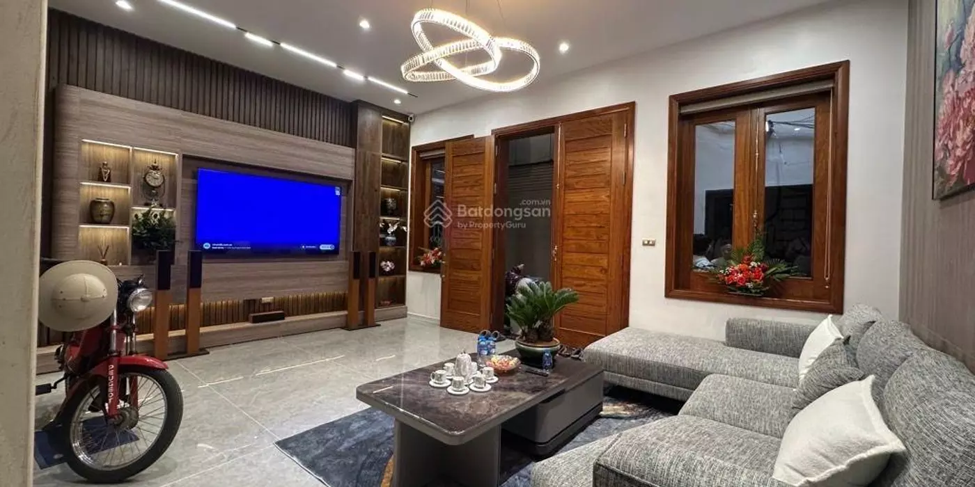 Bán nhà Tập thể Lê Quý Đôn 115 m 3 ngủ, oto chỉ nhỉnh 5 tỷ oto đỗ chủ cần bán gấp
