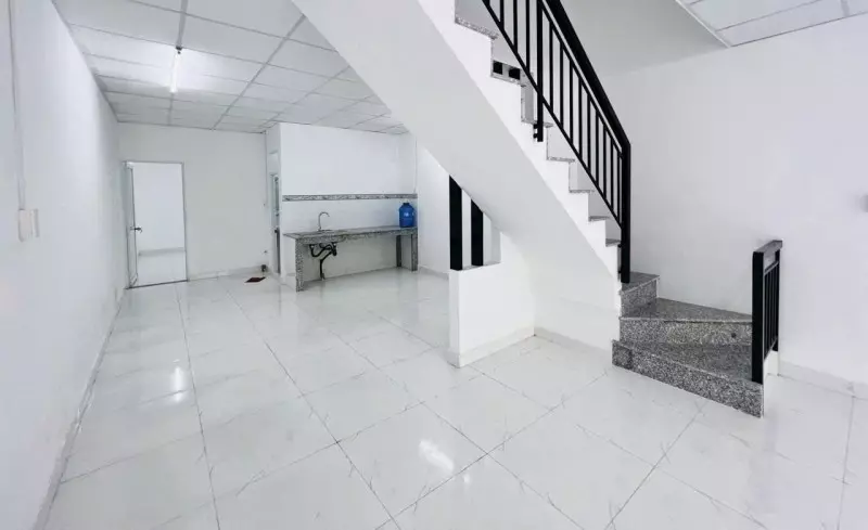 Bán nhà đường số 11, Phường Trường Thọ, Thủ Đức, TP HCM. DT 97m2, 2 Tầng, 4PN. Giá 5.9 tỷ, SĐ.