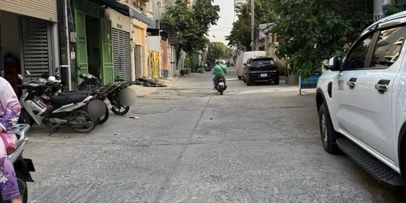 Bán nhà 105/ Nguyễn Thị Tú, BHH (mới), Bình Tân - 74m2(4x18m) - 2 tầng - 3PN - 3.3 tỷ