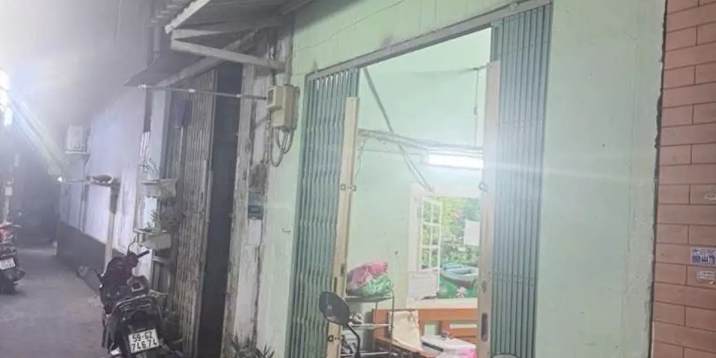 CHỈ 4.5 TỶ - 70M2 (7X10) HẺM4 3 GÁC - NGUYỄN VĂN QUÁ - QUÂN 12.