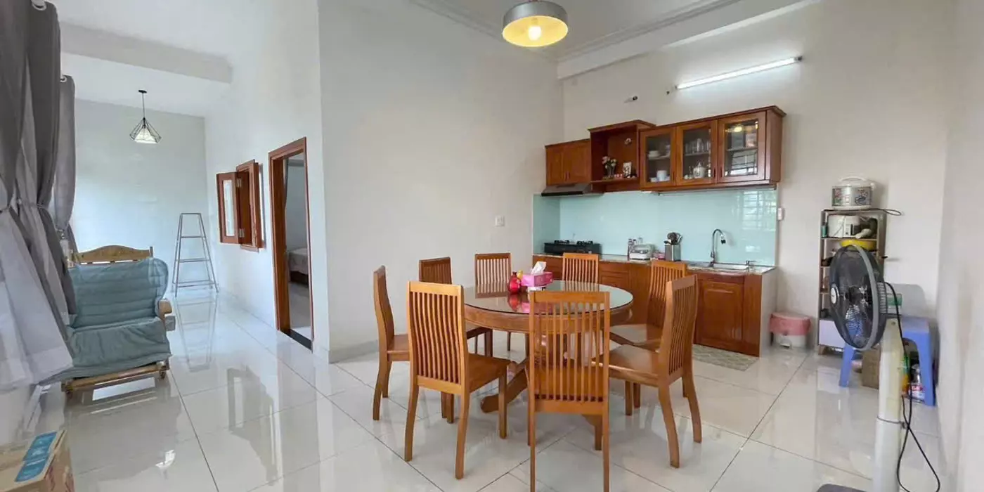 Bán nhà góc 2mt trong KDC Hưng Gia, thị trấn Bến Lức dt 237,5m2 1 lầu 3pn 2wc giá chốt 9,8 tỷ