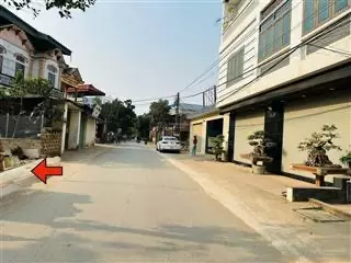 Cần Tiền Xây Nhà Bán gấp lô đất 90m2 ngay mặt trục chính Tân Xã giá 3tỷ5 ôtô đỗ cửa tại Hoà Lạc