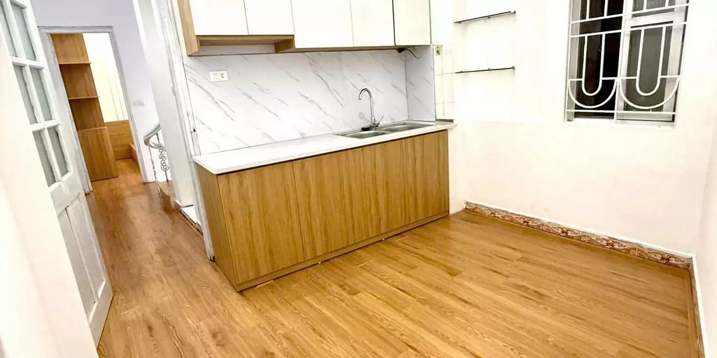 Hàng hiếm Lạc Long Quân - Tây Hồ - HN.