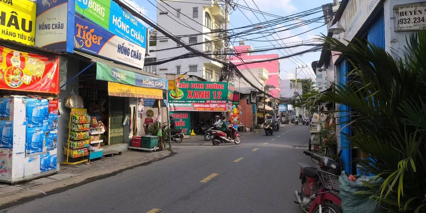 BÁN ĐẤT TẶNG NHÀ  MẶT TIỀN 870M2 ĐƯỜNG PHÚ CHÂU PHƯỜNG TAM PHÚ THỦ ĐỨC