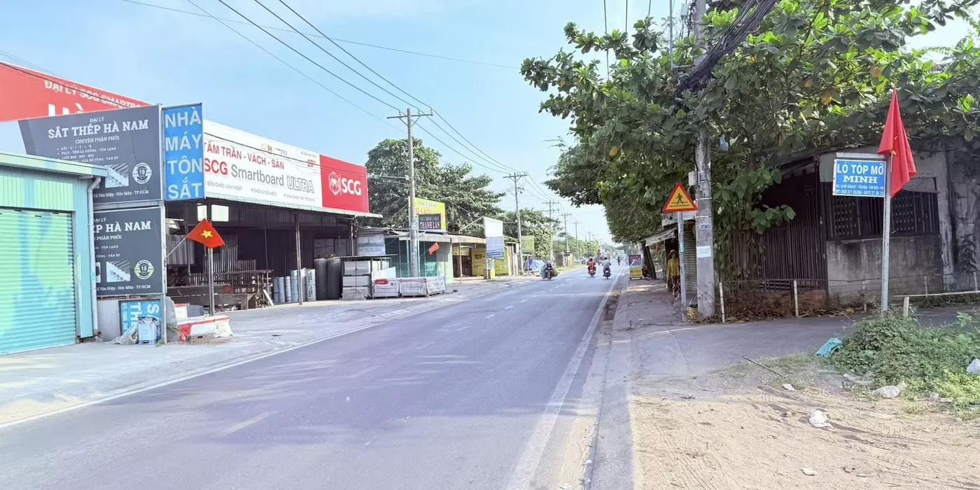 Bán Đất Mặt tiền Đỗ Văn Dậy, gần Chợ Hóc Môn 5 phút, 1876m2 full thổ, 28x67m, chỉ 49,9 tỷ.