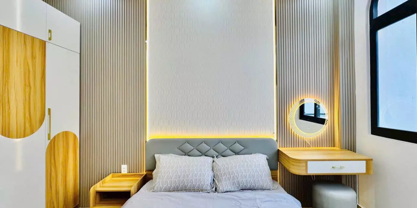 CHÍNH CHỦ BÁN NHÀ NGỌA LONG- CẦU DIỄN,OTO,THANG MÁY,DT:40Mx6T,8ty