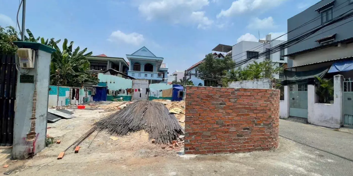 Lô góc 2 mặt tiền HXH đường man thiện DT 176m, vị trí đẹp