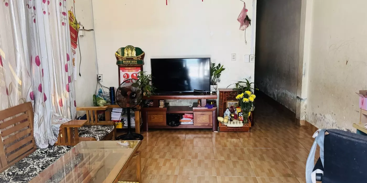 Nhà cấp 4 Nguyễn Phước Nguyên lô góc 51m², giá 3.65 tỷ, ô tô đến nhà